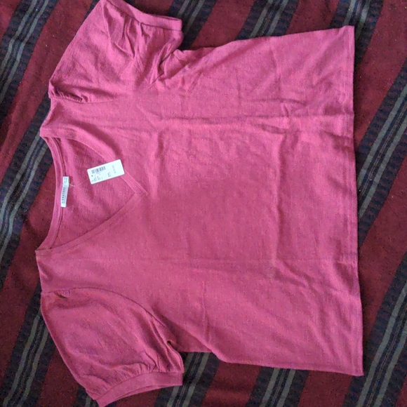 Pink v neck - Picture 1 of 2